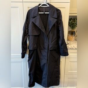 Lululemon Classic-Fit Trench Coat